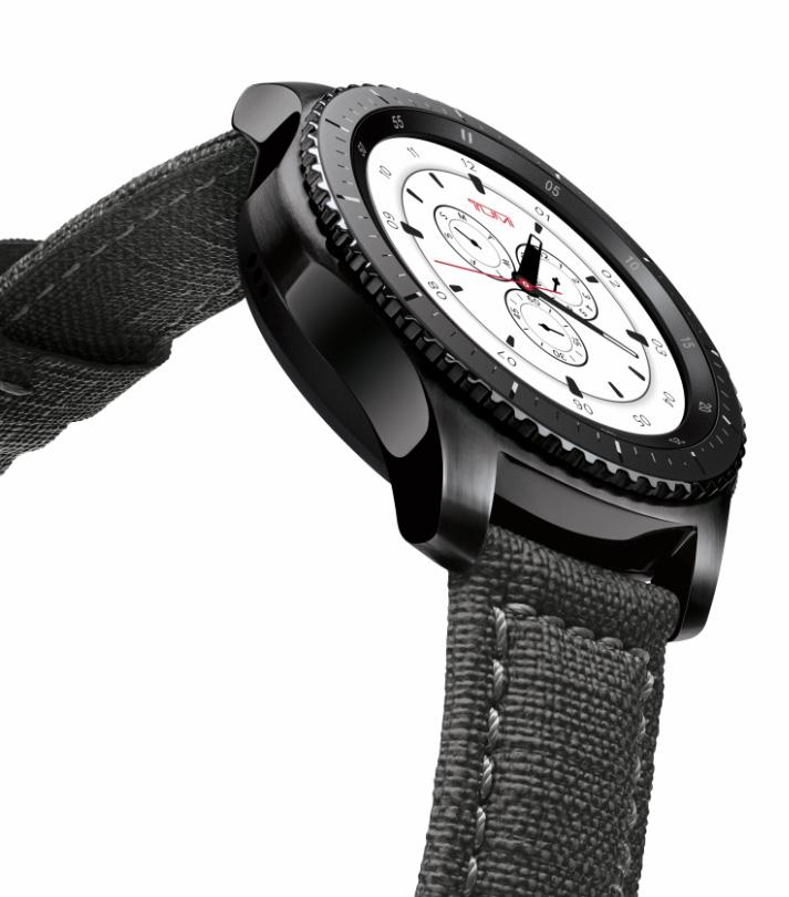 Samsung Gear S3 Frontier TUMI Edition