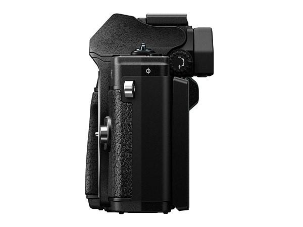 Olympus OMD E-10 III