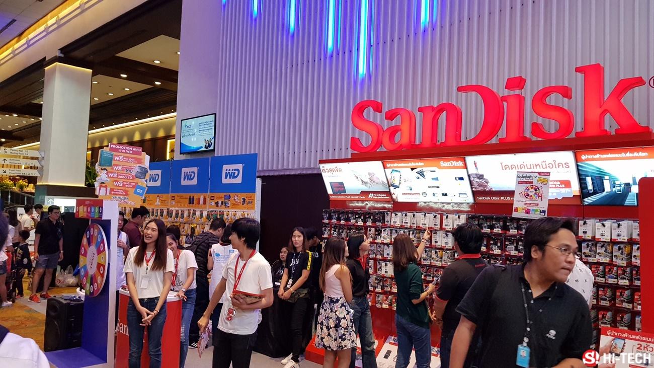 บรรยากาศงาน Commart ส่วน อุปกรณ์เสริม