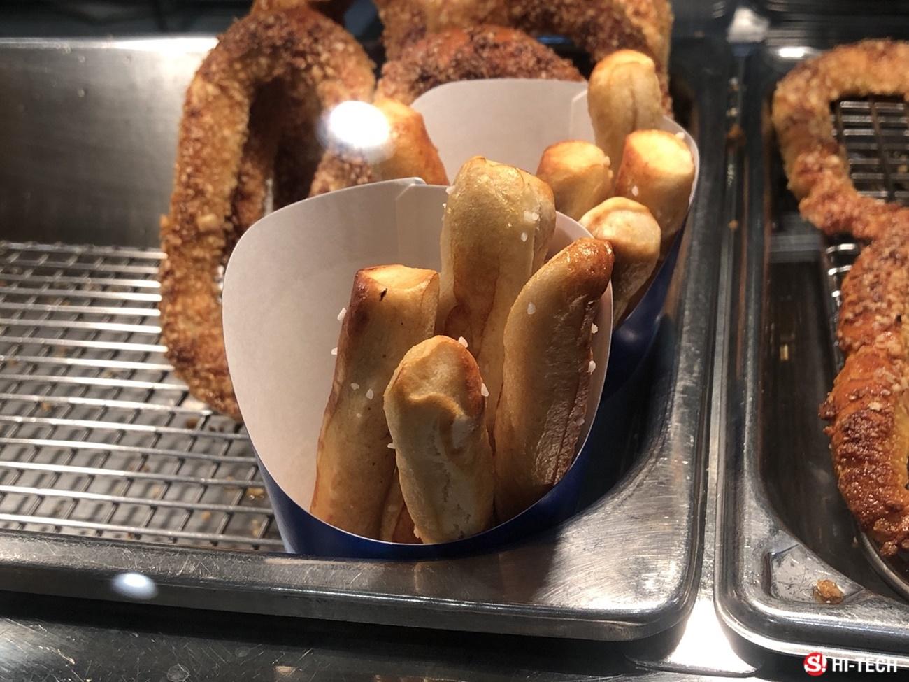 ตัวอย่างภาพถ่ายจาก iPhone X