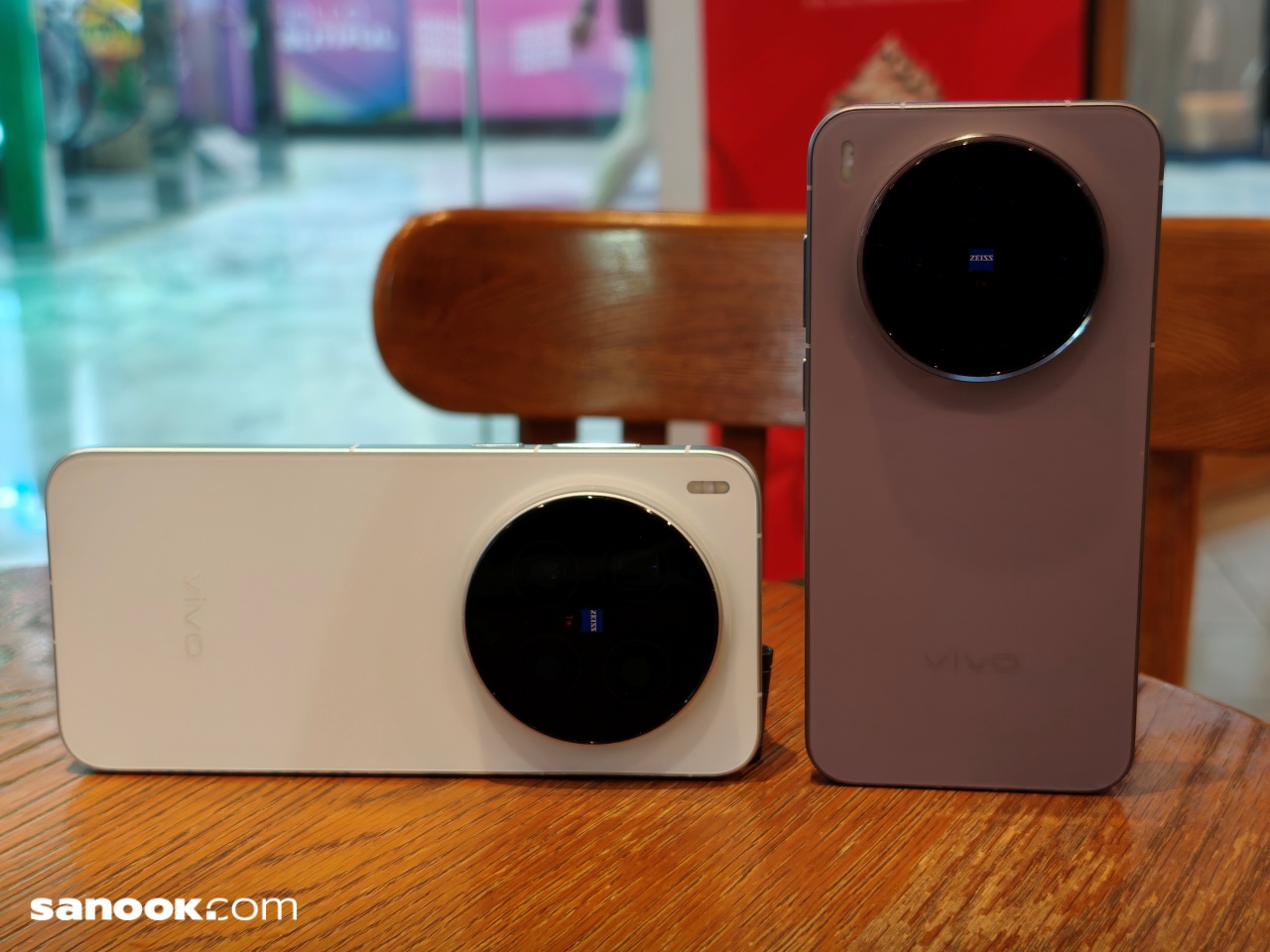 vivo X300 / X300 Pro