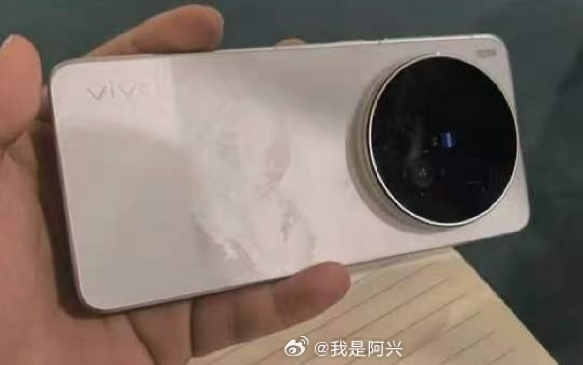 vivo X300 Ultra (ภาพหลุด)
