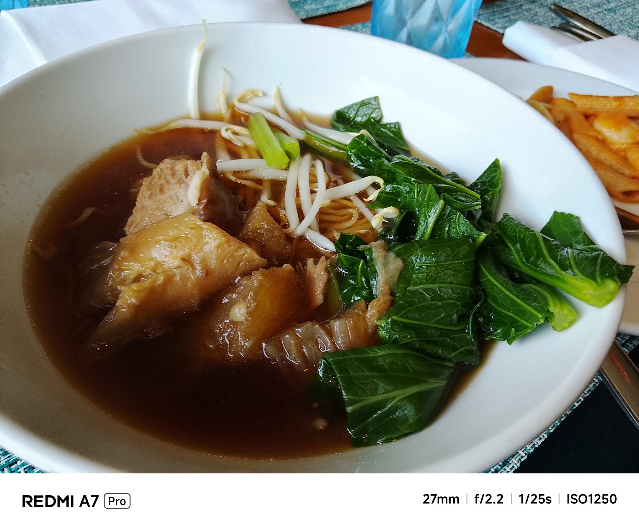ตัวอย่างภาพ Redmi A7 Pro