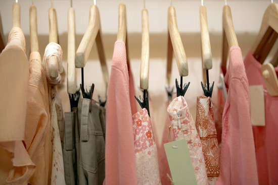 รู้ไหม ? เสื้อผ้าแต่ละประเภท ใส่กี่วัน ถึงควรซัก