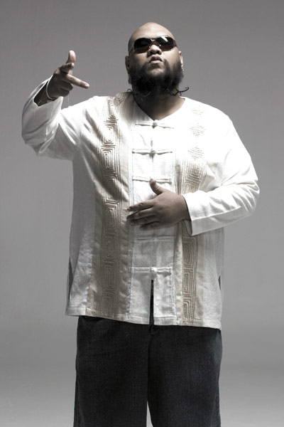 กอล์ฟ-ฟักกลิ้งฮีโร่ กอดคอ โป้-โยคีเพลย์บอย แจม ฟิเจอร์ริ่งใน มอร์นิ่ง มูน