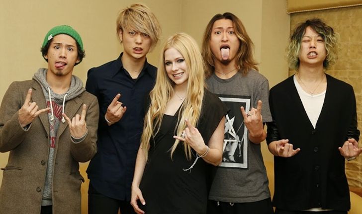 Avril Lavigne ร่วมงานกับ ONE OK ROCK ในเพลงใหม่ “Listen”