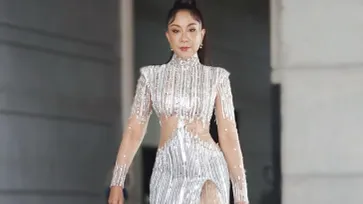 "ครูอ้วน" เผยภาพเซ็ทใหม่ในวัย 60 สวยสับจนคอมเมนต์ถล่มทลาย