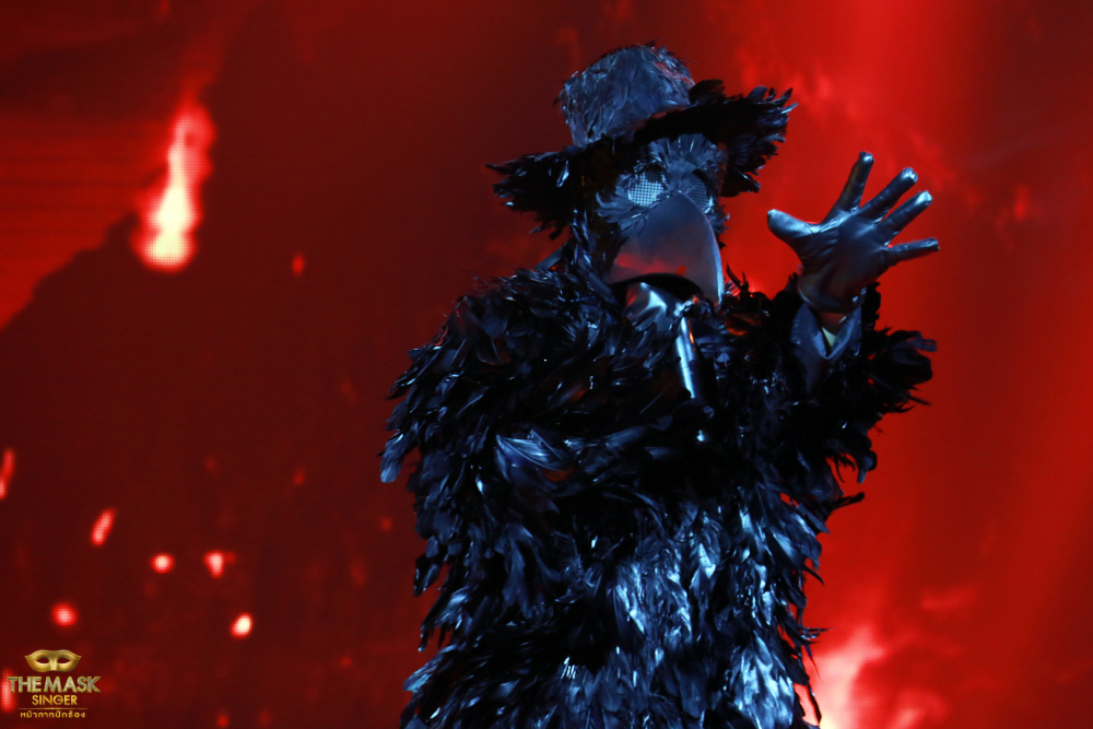 หน้ากากอีกาดำ