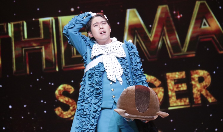 หน้ากากนางอาย อะตอม ชนกันต์