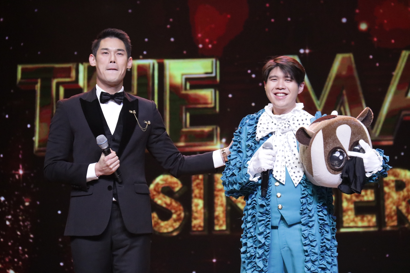 หน้ากากนางอาย อะตอม ชนกันต์