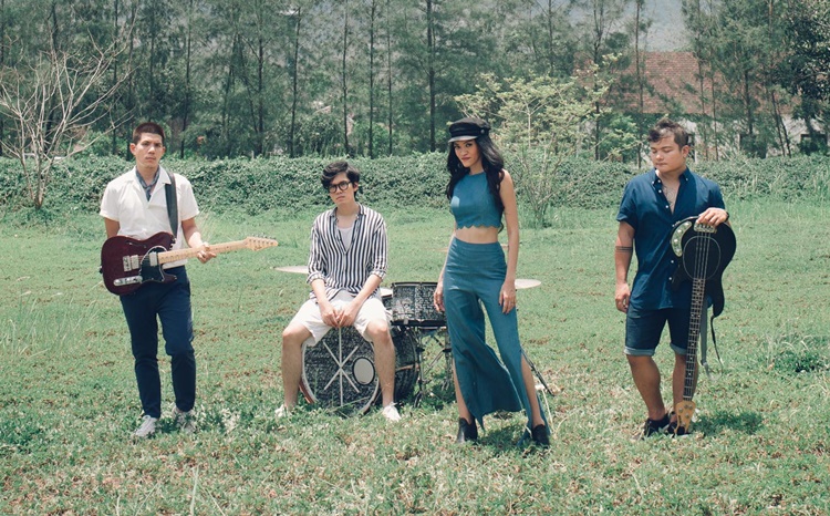 MV เหมือนในวันเก่า - Klear 