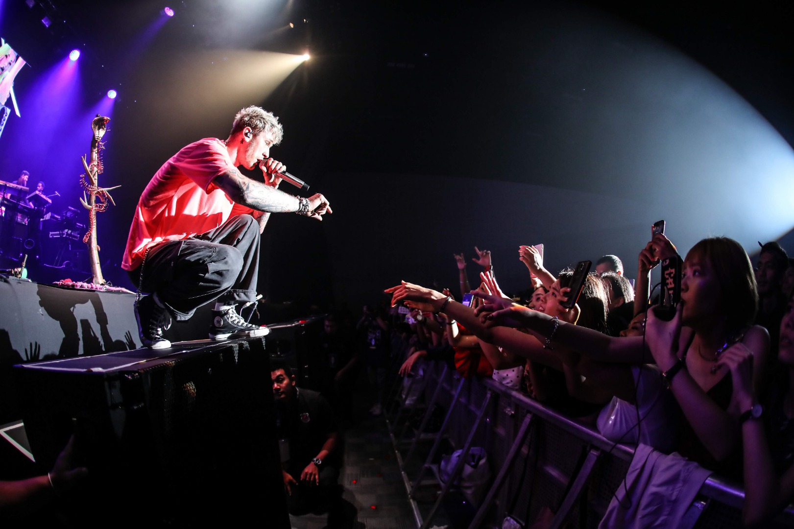 Machine Gun Kelly : HOTEL DIABLO WORLD TOUR