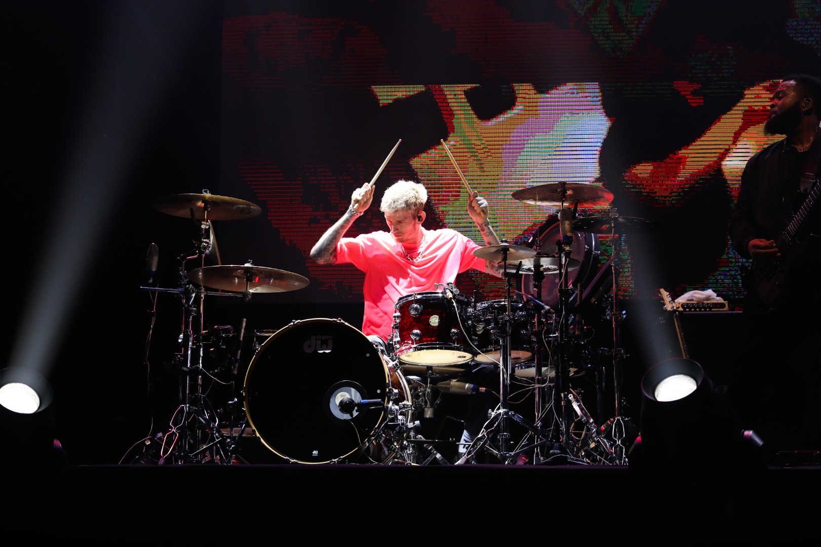 Machine Gun Kelly : HOTEL DIABLO WORLD TOUR