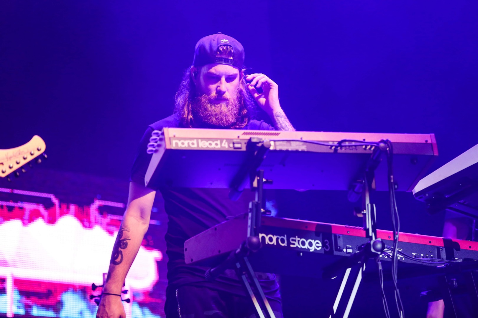 Machine Gun Kelly : HOTEL DIABLO WORLD TOUR