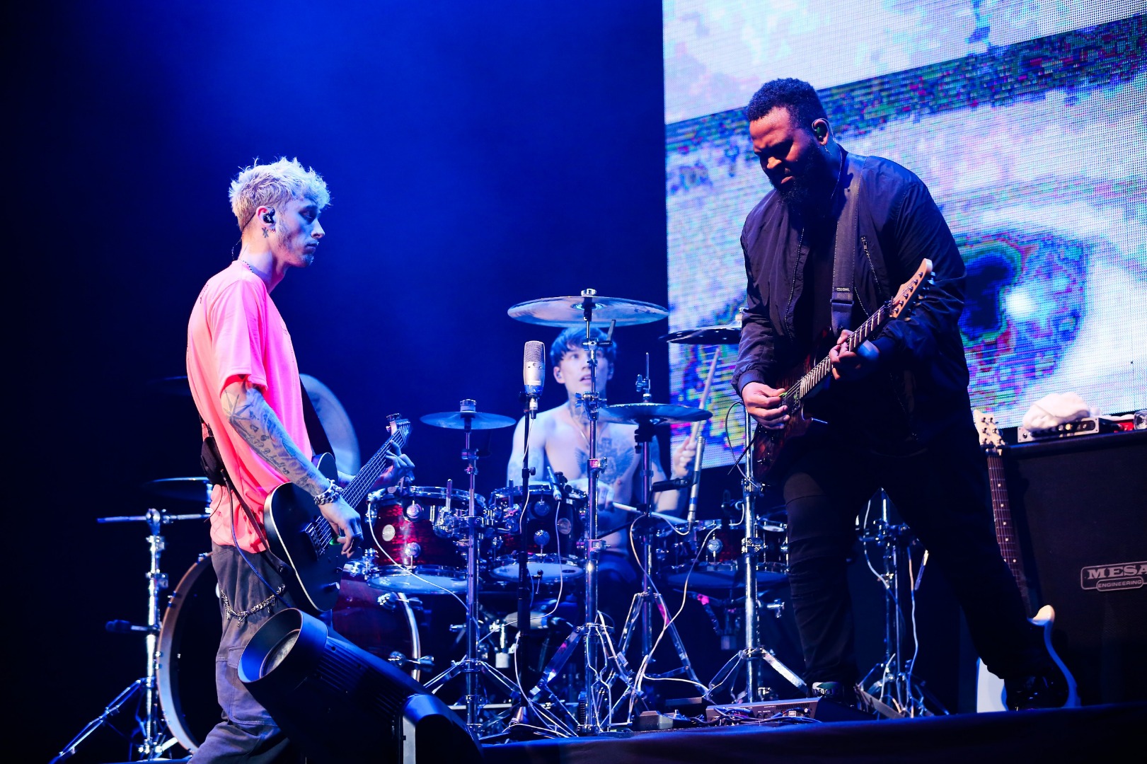 Machine Gun Kelly : HOTEL DIABLO WORLD TOUR