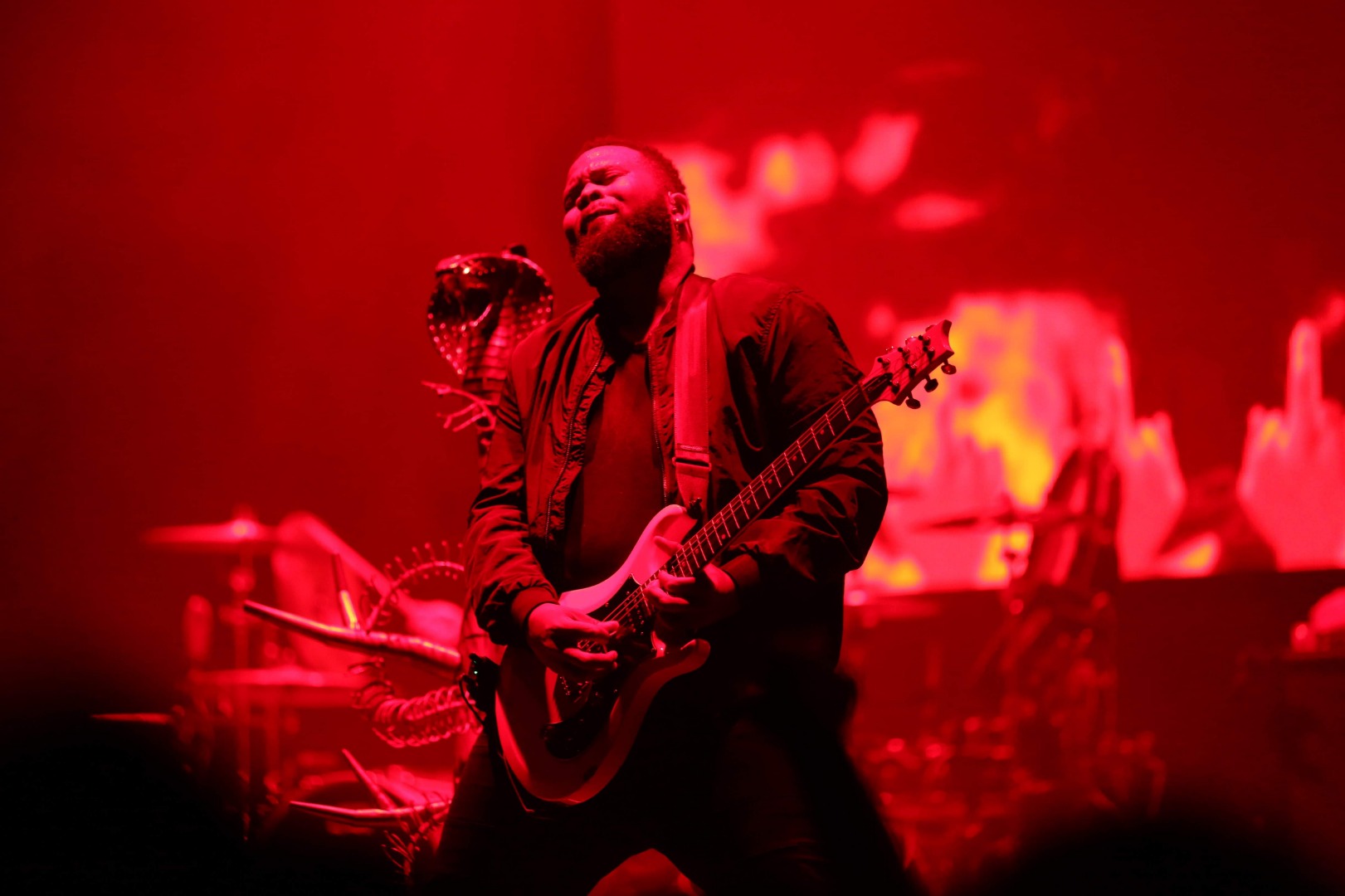 Machine Gun Kelly : HOTEL DIABLO WORLD TOUR