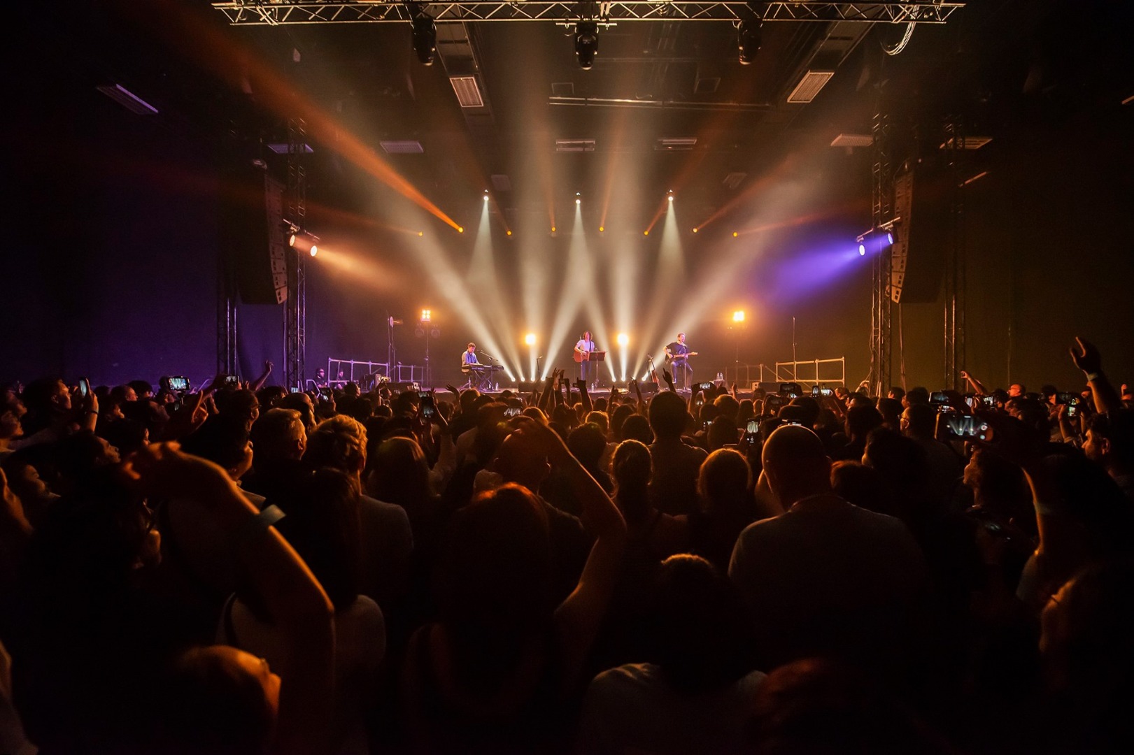 Snow Patrol Acoustic Live in Bangkok