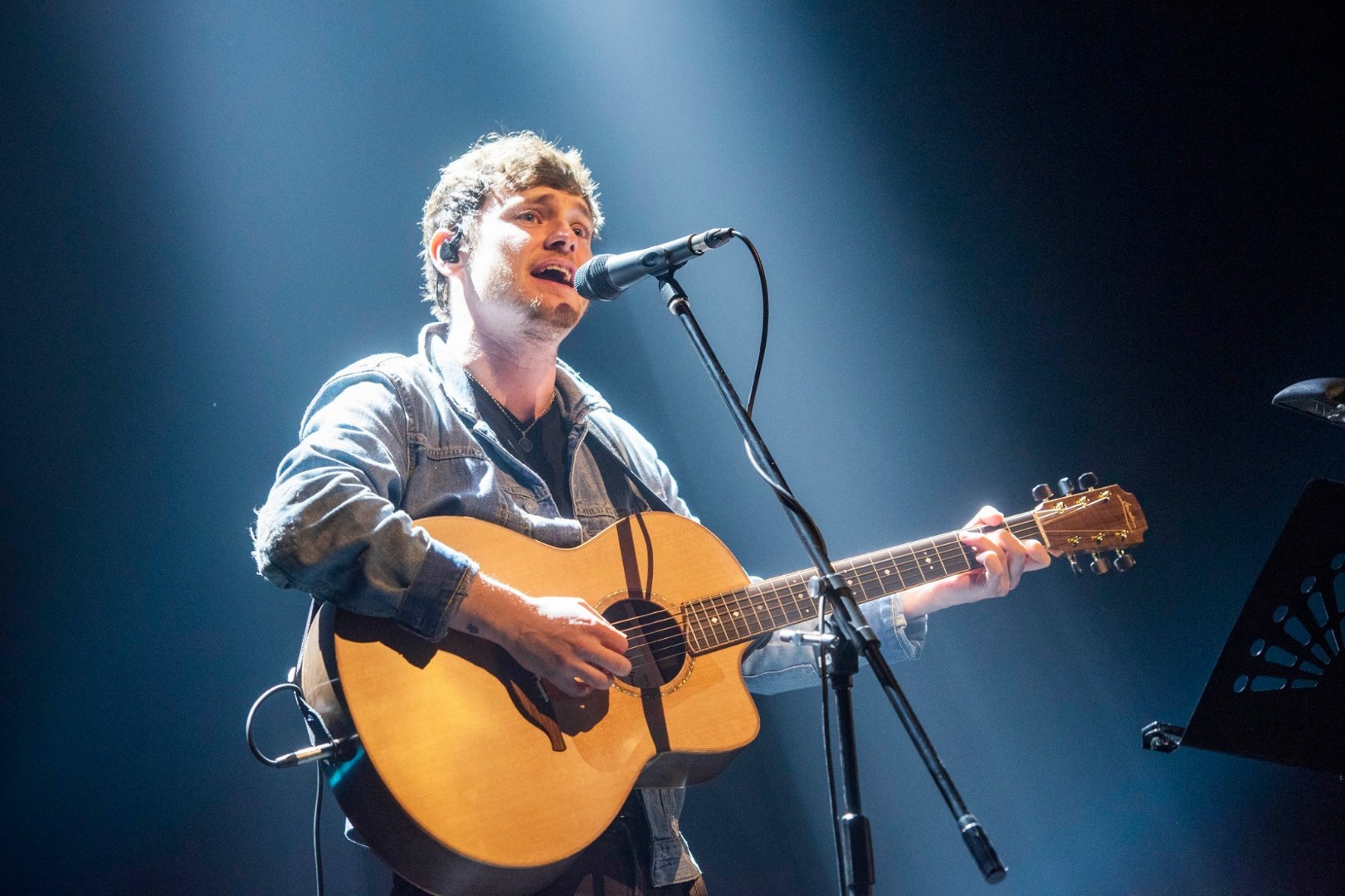 Snow Patrol Acoustic Live in Bangkok