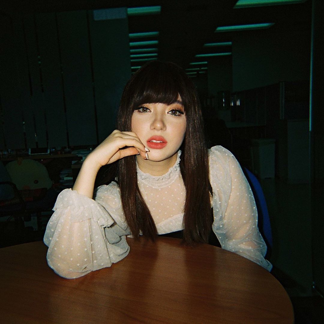 พลอยชมพู