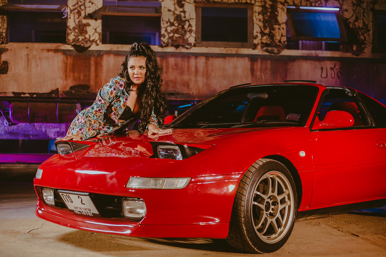 ตั๊กแตน ชลดา