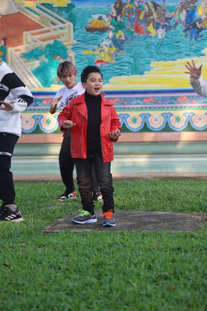 เคเค ฐนาลักษณ์