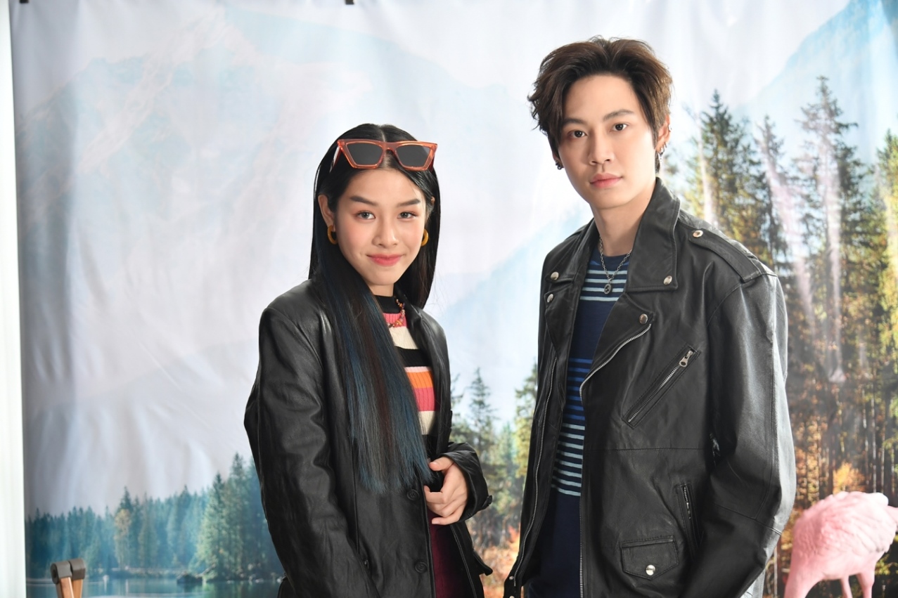 เอ็มวี ดีด (You drive me crazy)