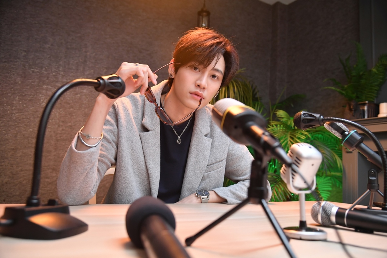 เอ็มวี ดีด (You drive me crazy)