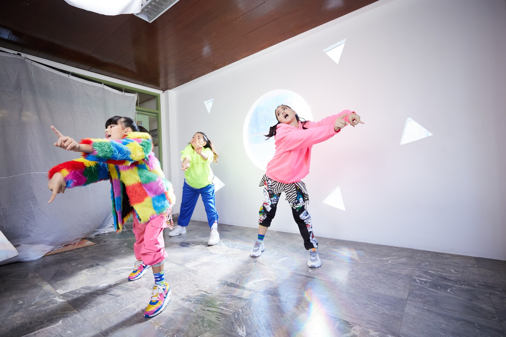 เอ็มวี Sunday