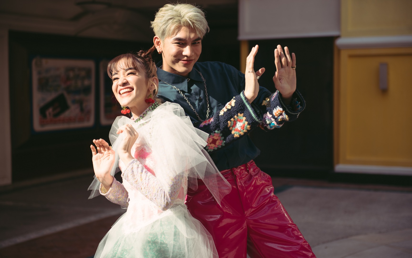 เอ็มวี Blush