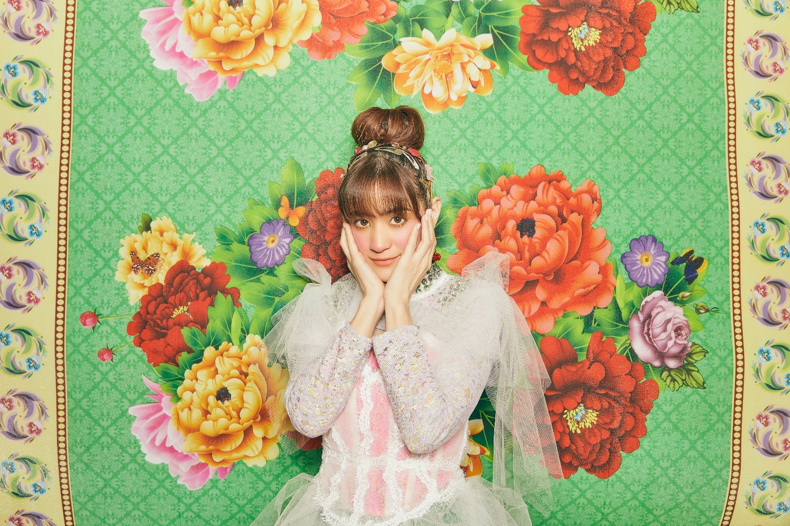 เอ็มวี Blush