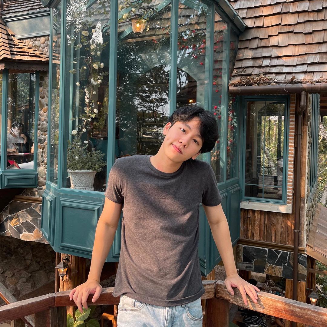 วอร์ วนรัตน์