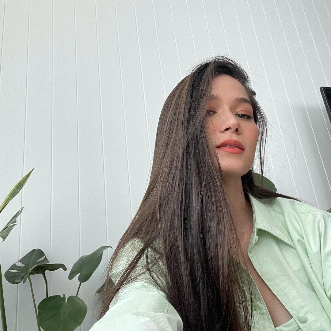 วี วิโอเลต 