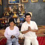 ไผ่ พงศธร