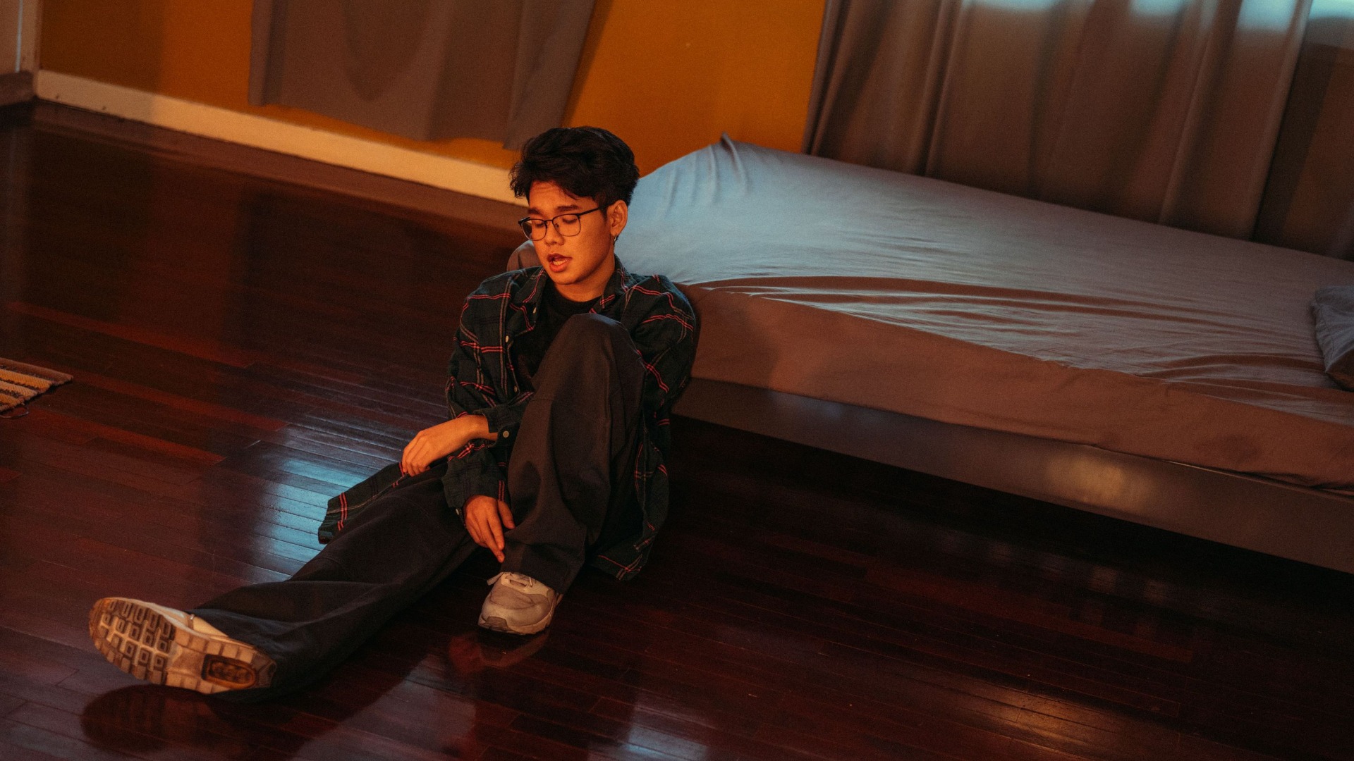 ผ่านคืนนี้