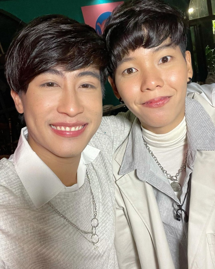 ก้อง ห้วยไร่ 