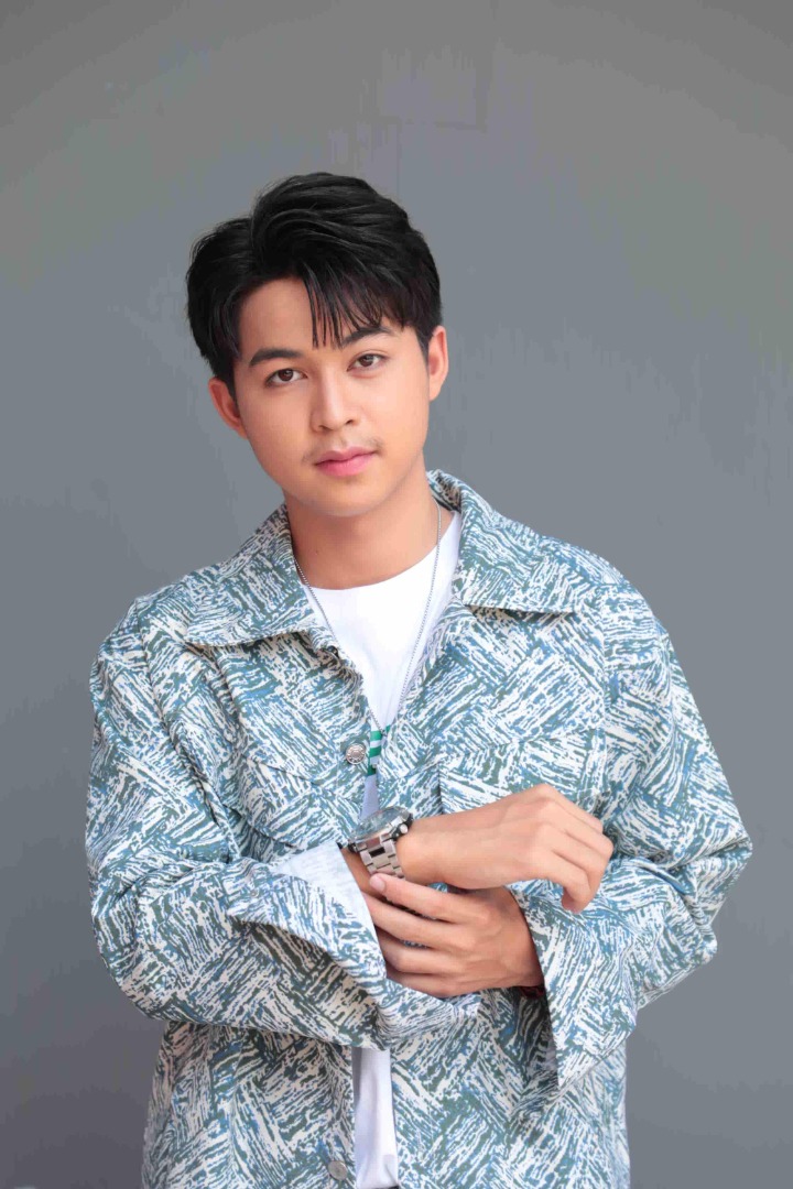 รุ่ง นครพนม