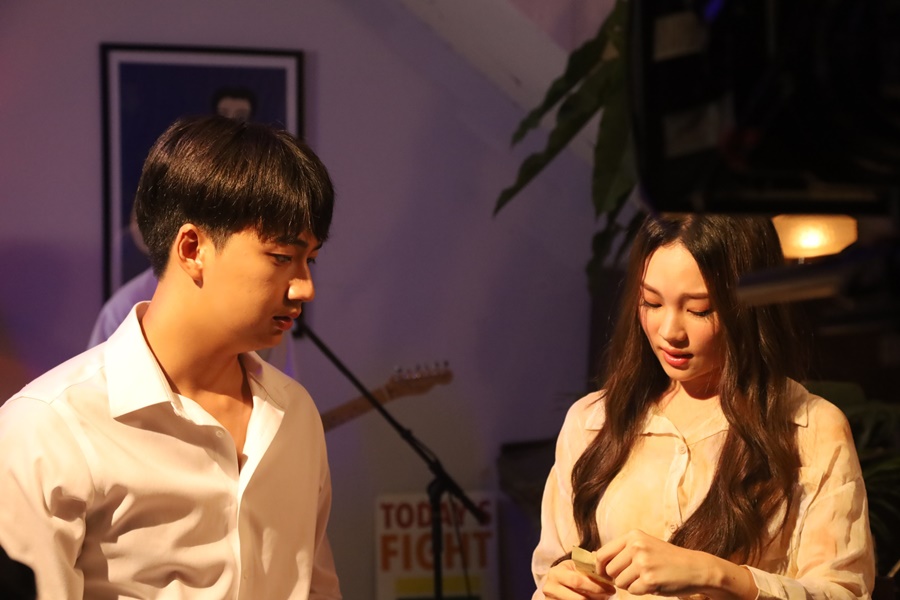 “Only Friend" - เอย ธนพรรษ์