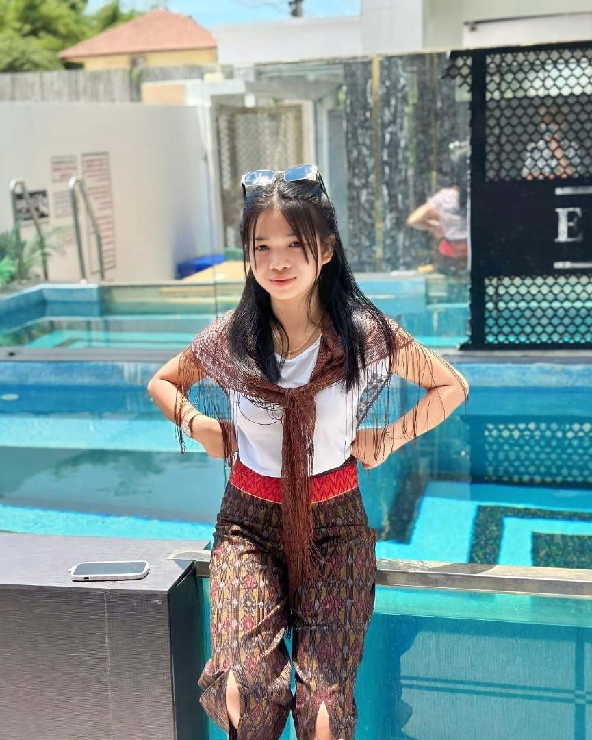 อุ๋งอิ๋ง เพชรบ้านแพง 