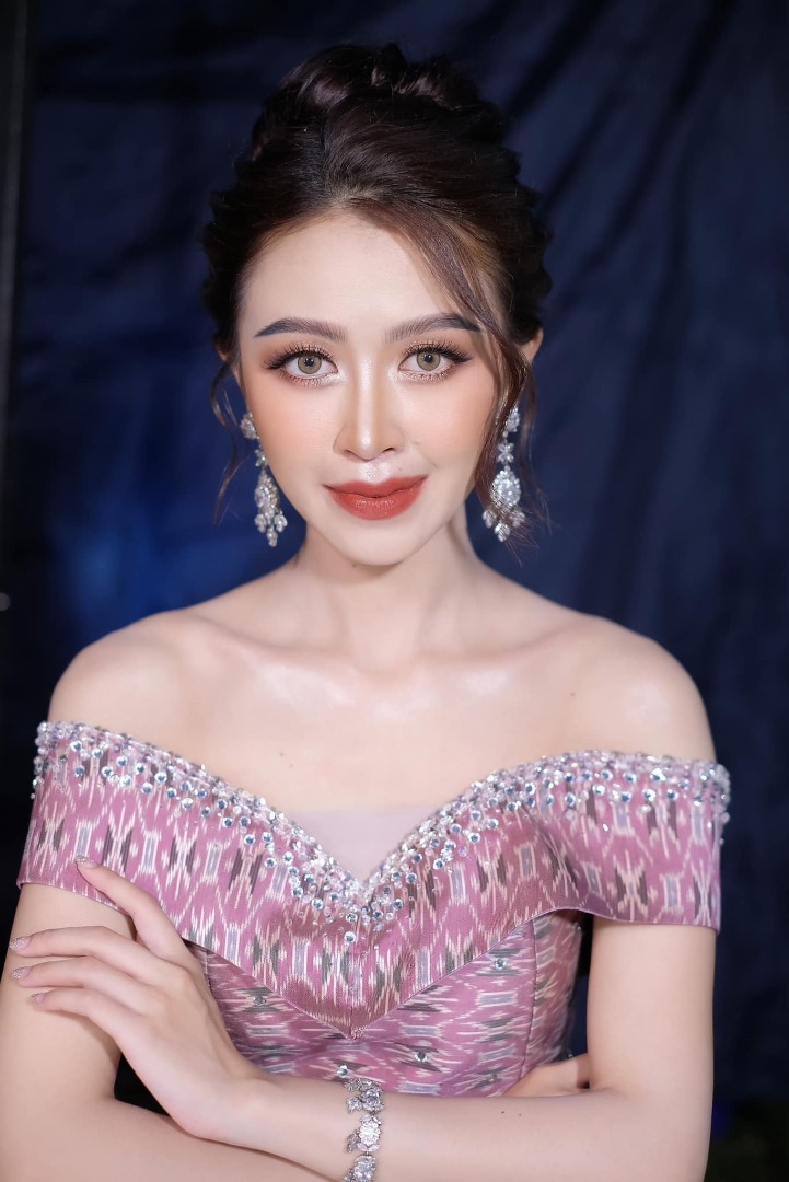 ยาหยี เก็จมณี หมอลำใจเกินร้อย 