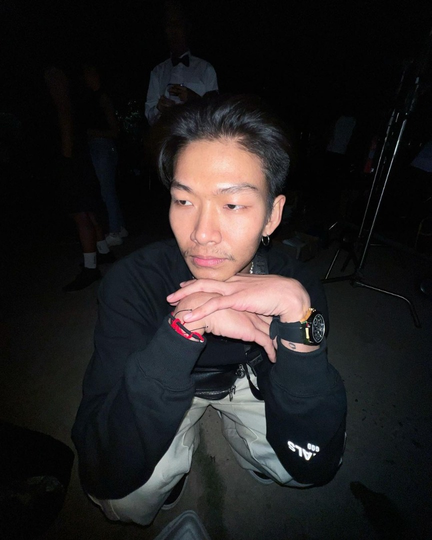 เม้ก อภิสิทธิ์ 