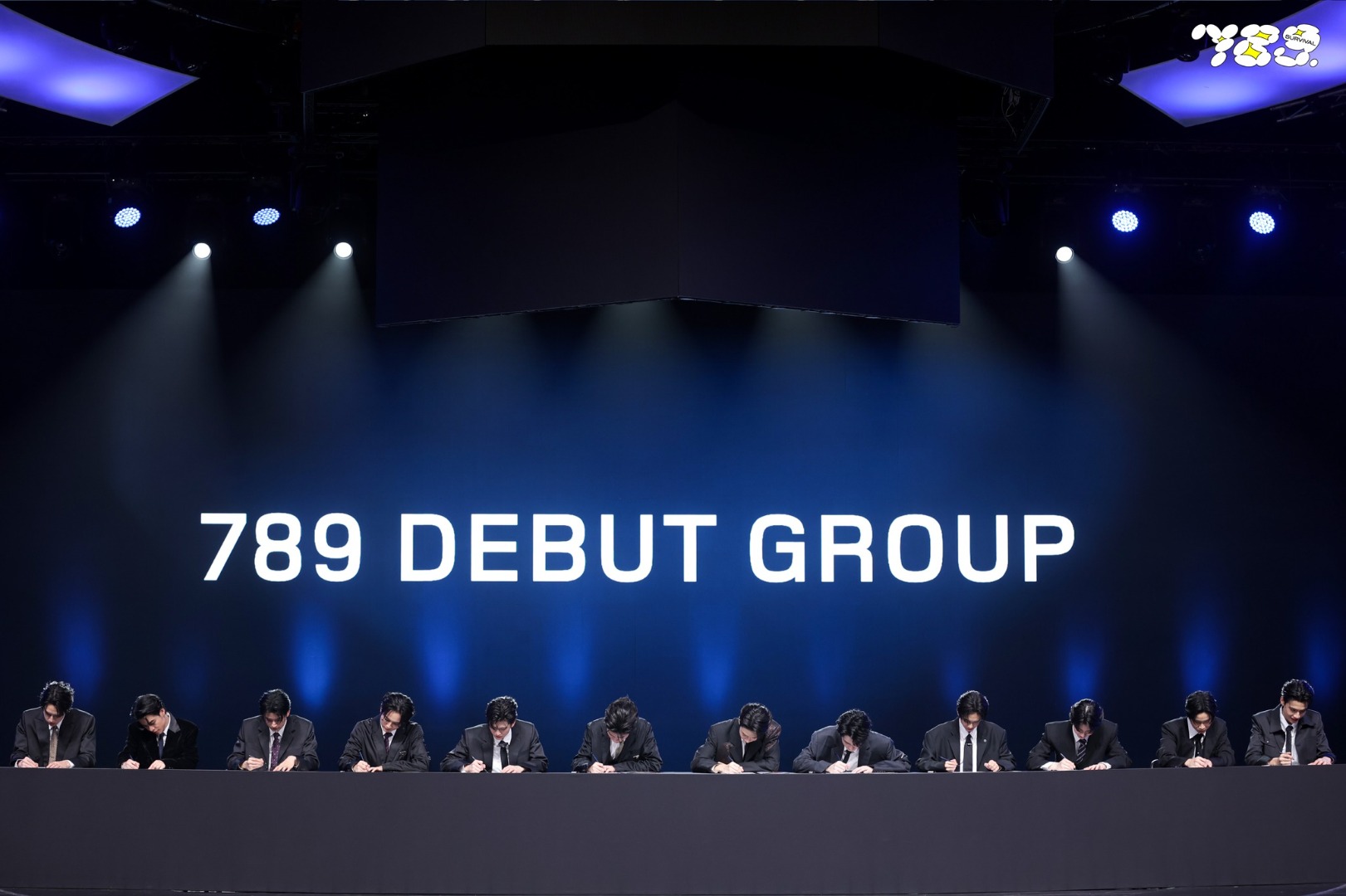 789 DEBUT GROUP