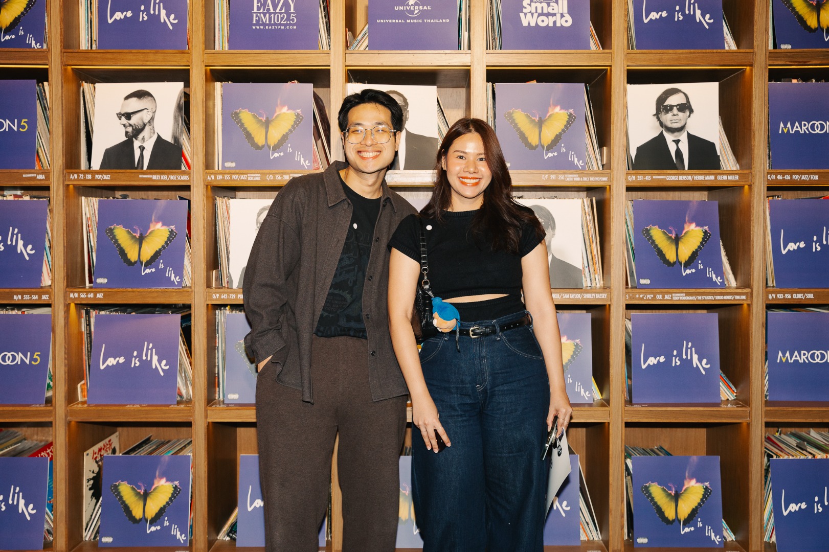 Maroon 5 : Love Is Like Album Listening Session