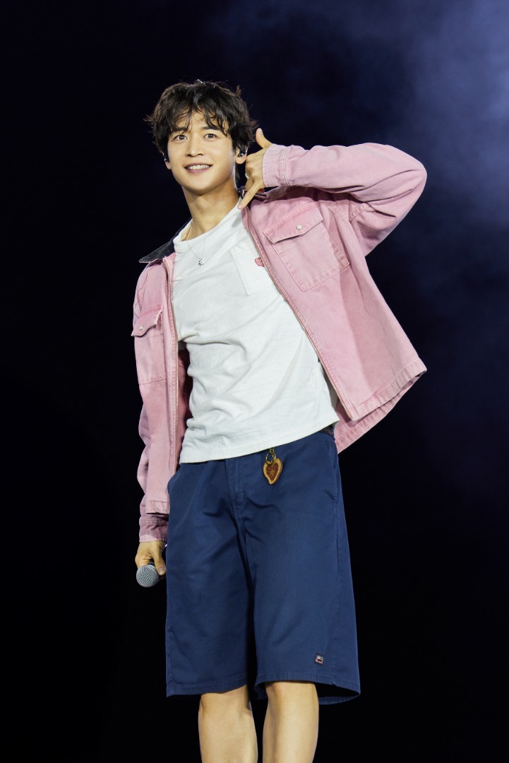 SMTOWN LIVE 2025-26 [THE CULTURE, THE FUTURE] in BANGKOK