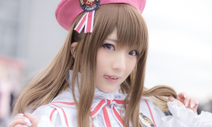 ใจละลาย! รวมภาพเข็ดฟันสาวๆ คอสเพลย์เยอร์ในงาน Comiket 93 (ตอนที่ 2)