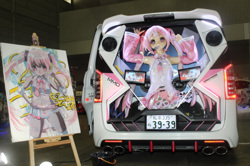 Going to 3D! Spectacle Itasha Gathering at Niconico Chokaigi 2018