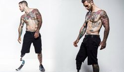 Alex Minsky สุดยอดนายแบบ พิการไร้ขา