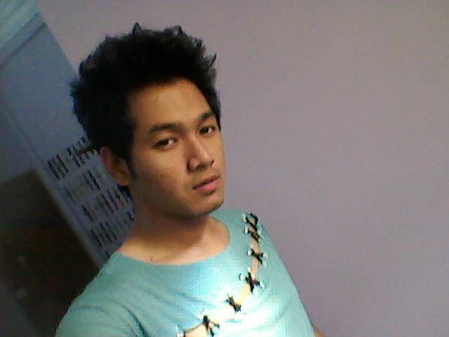 หนุ่มพม่า