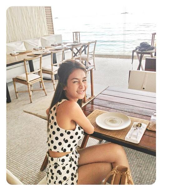 เนย โชติกา