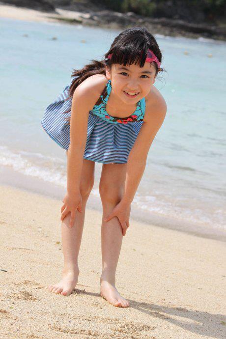 Zhang Mu Yi  และ Akama MIKI