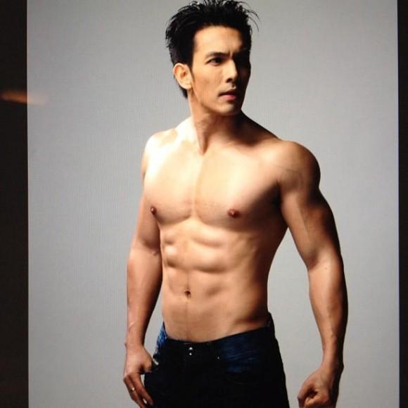 ซิกแพค ดารา